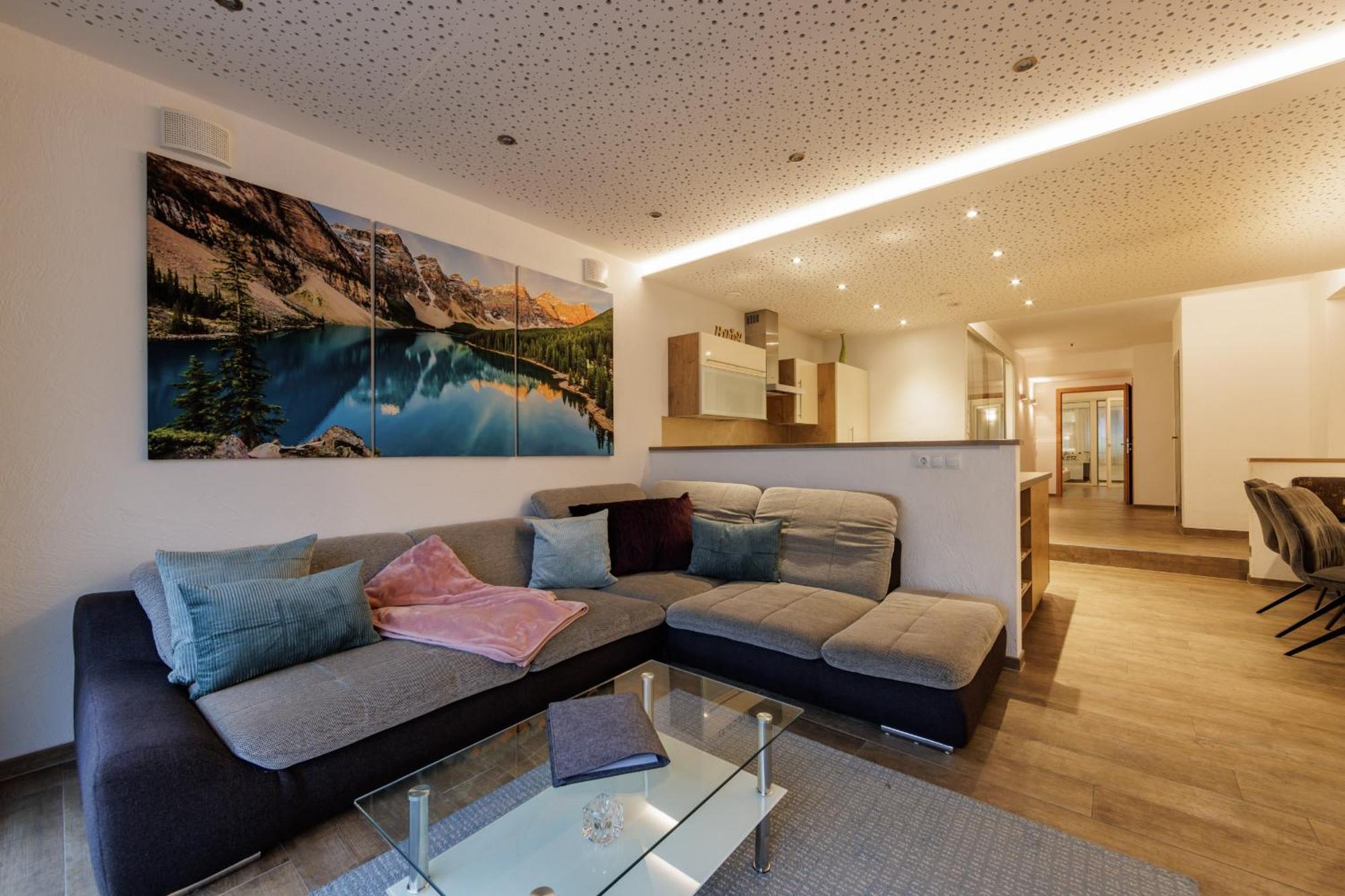 Apartmenthaus Goldeck Ried im Oberinntal Exterior photo